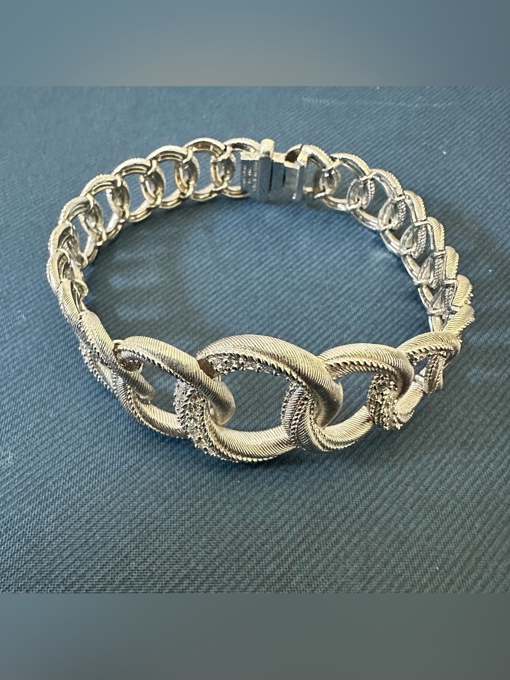 Judith Ripka 925 Sterling Silver Graduated Circle Link CZ Bracelet 31.6g 7"